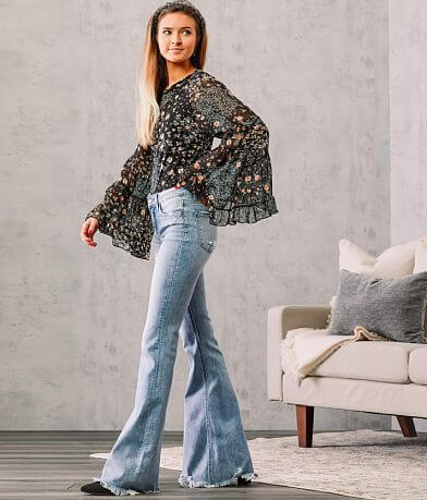 Willow &amp; Root Floral Bell Sleeve Boho Top MISC_DETAIL_2
