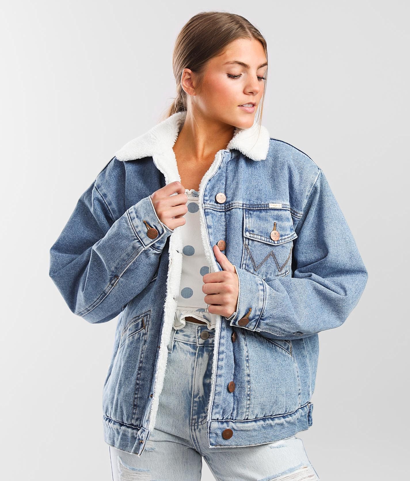 Laidback And Timeless: Billabong X Wrangler Ride On Denim Jacket Nordstrom  Just Dropped Some Exciting New Pieces, And These 17 Styles Are Speaking To  Us POPSUGAR Fashion Photo 17 