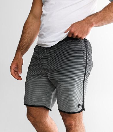 Billabong Crossfire Hybrid Stretch Walkshort front view