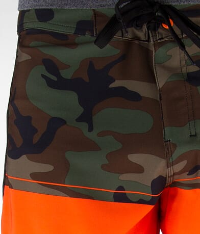 Billabong Invert Platinum X Stretch Boardshort FRONT_POCKET
