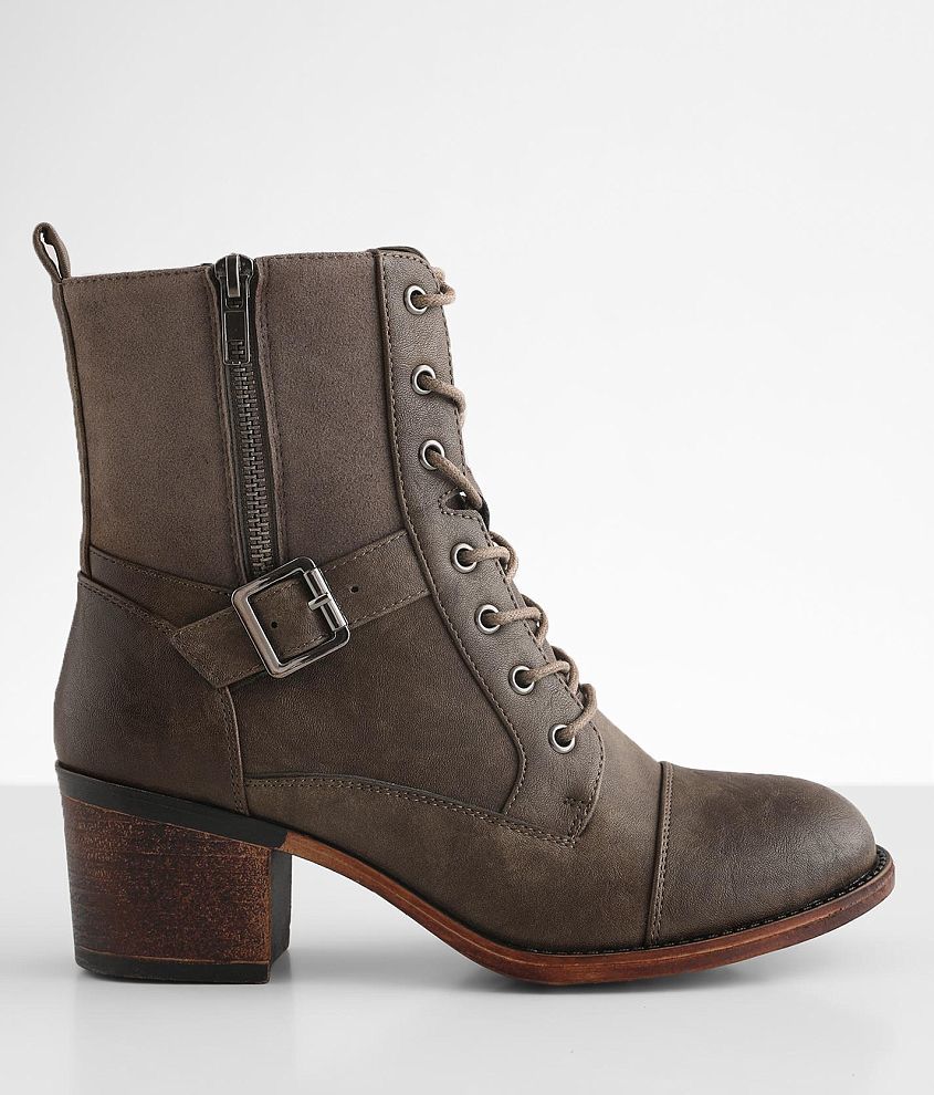 Vintage 93 Sierra Heeled Ankle Boot - Women's Shoes in Taupe | Buckle