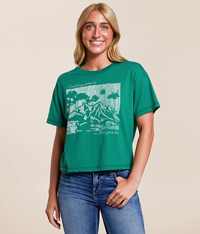 Modish Rebel Finding Peace In The Peaks T-Shirt front view