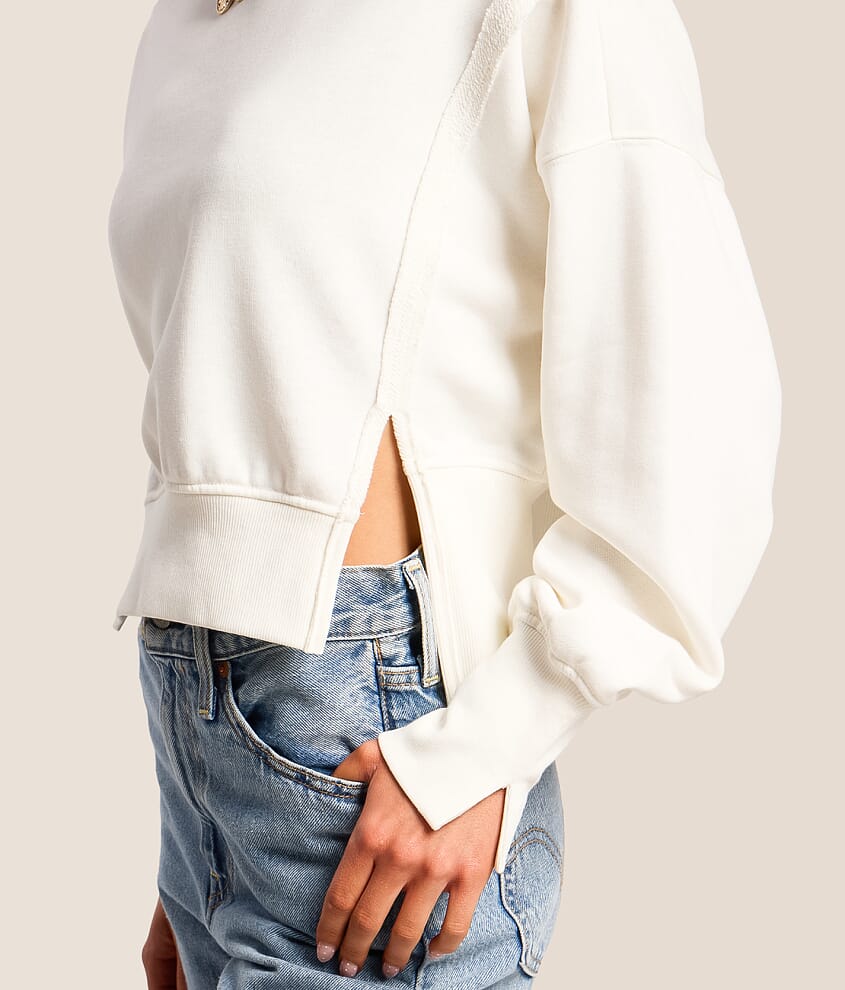 Split Hem Cropped Pullover