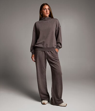 Burnout Mock Neck Pullover thumbnail 4