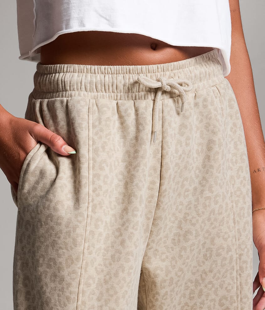 Cheetah Print Jogger - thumbnail 6