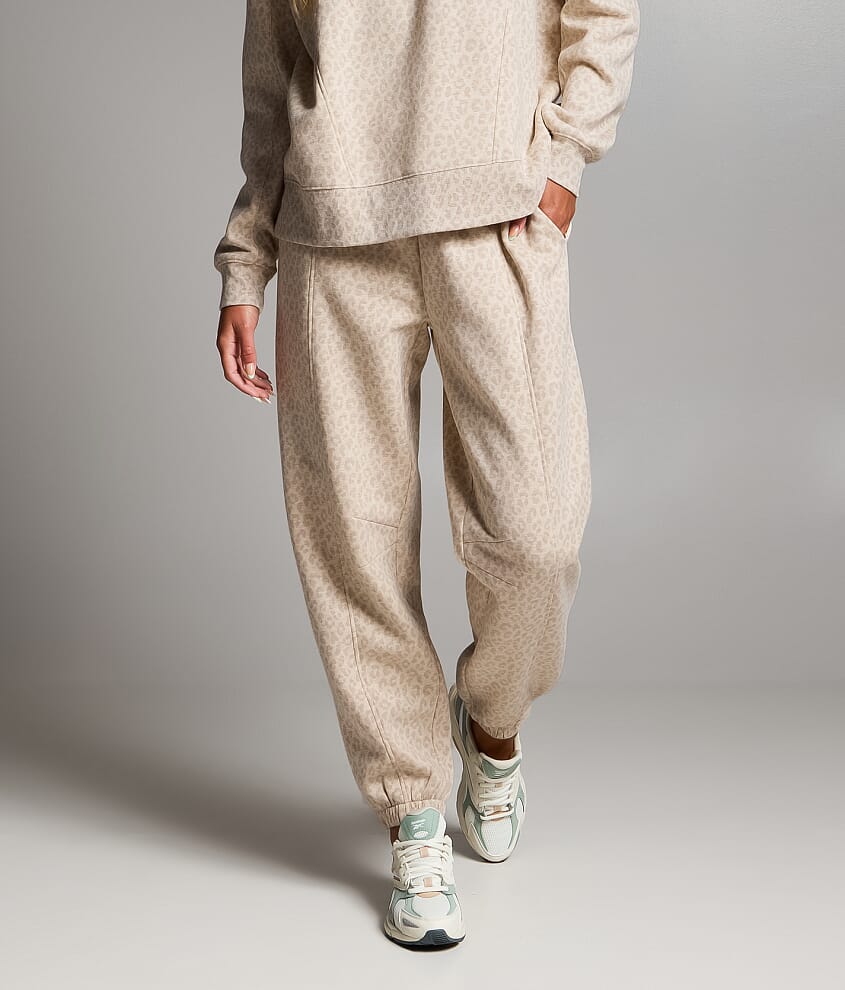Cheetah Print Jogger - thumbnail 2
