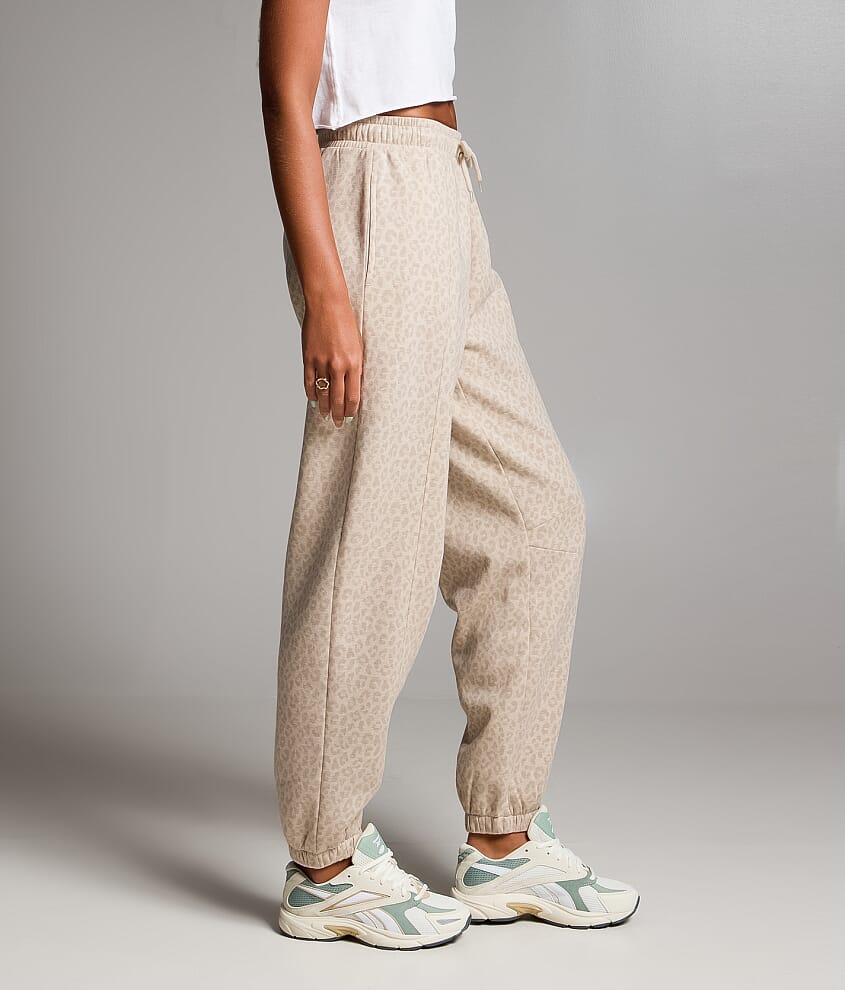 Cheetah Print Jogger - thumbnail 3