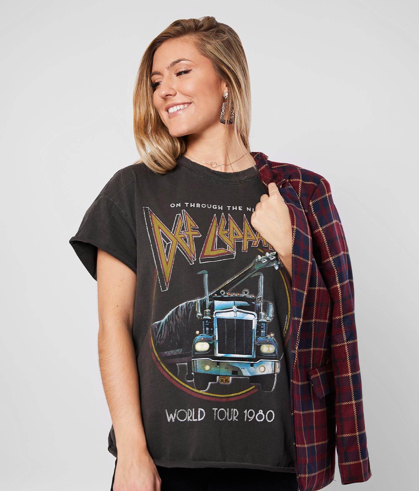 def leppard band tee