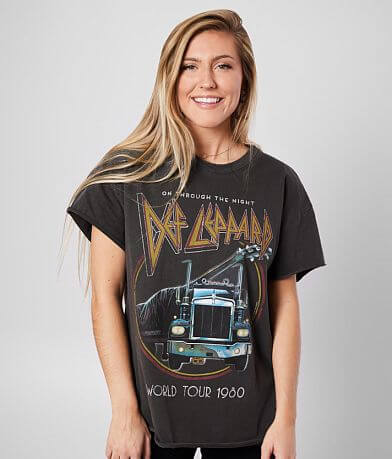 The Vinyl Icons Def Leppard Band T-Shirt FULL_RIGHT_SIDE