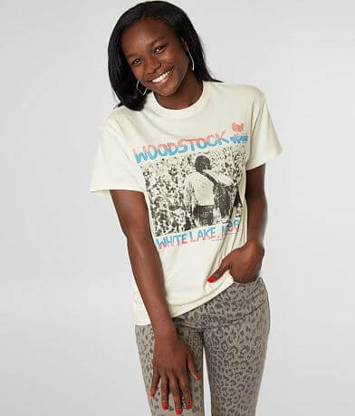 The Vinyl Icons Woodstock T-Shirt FULL_RIGHT_SIDE