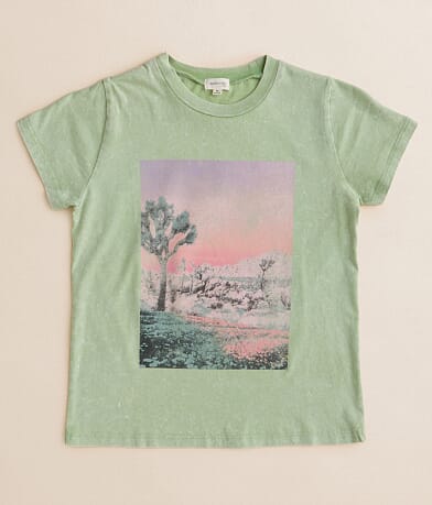 Modish Rebel Girls - On The Horizon T-Shirt front view