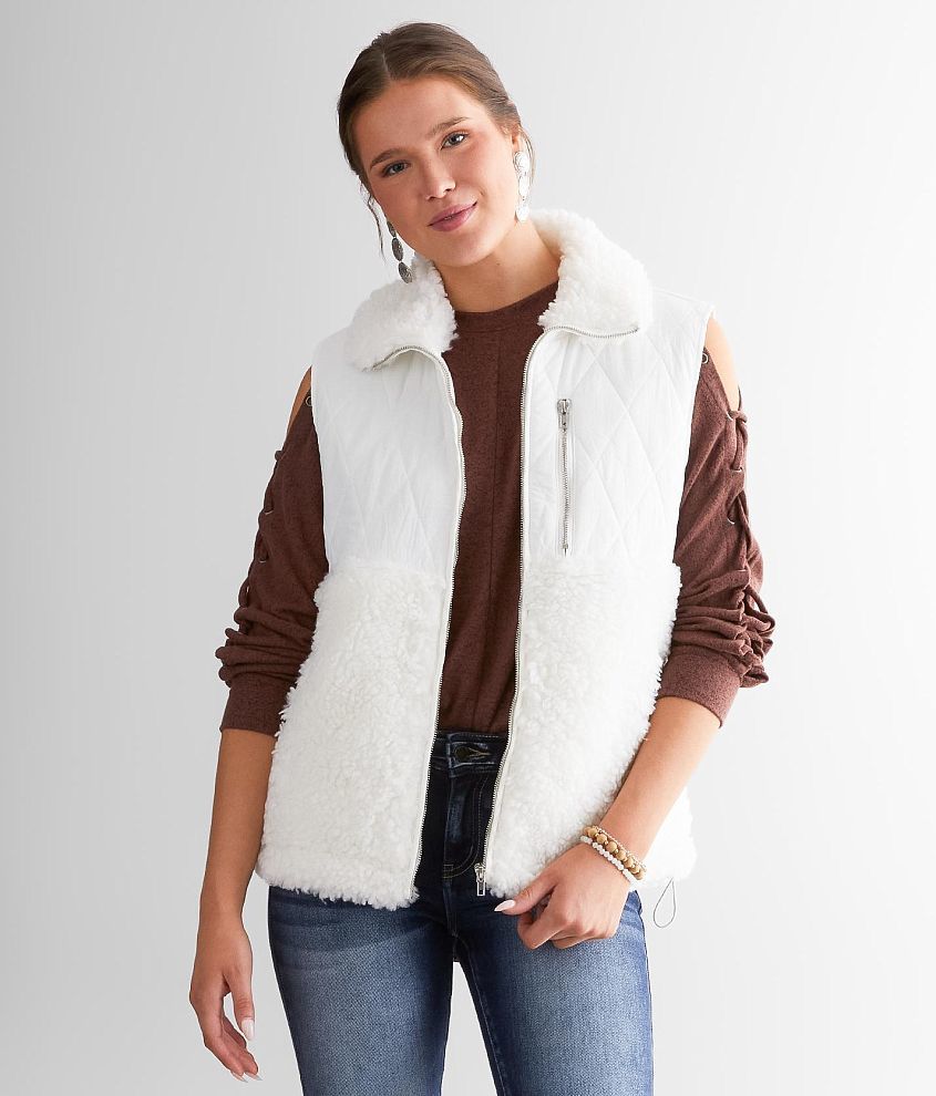 BKE Quilted Sherpa Vest front view