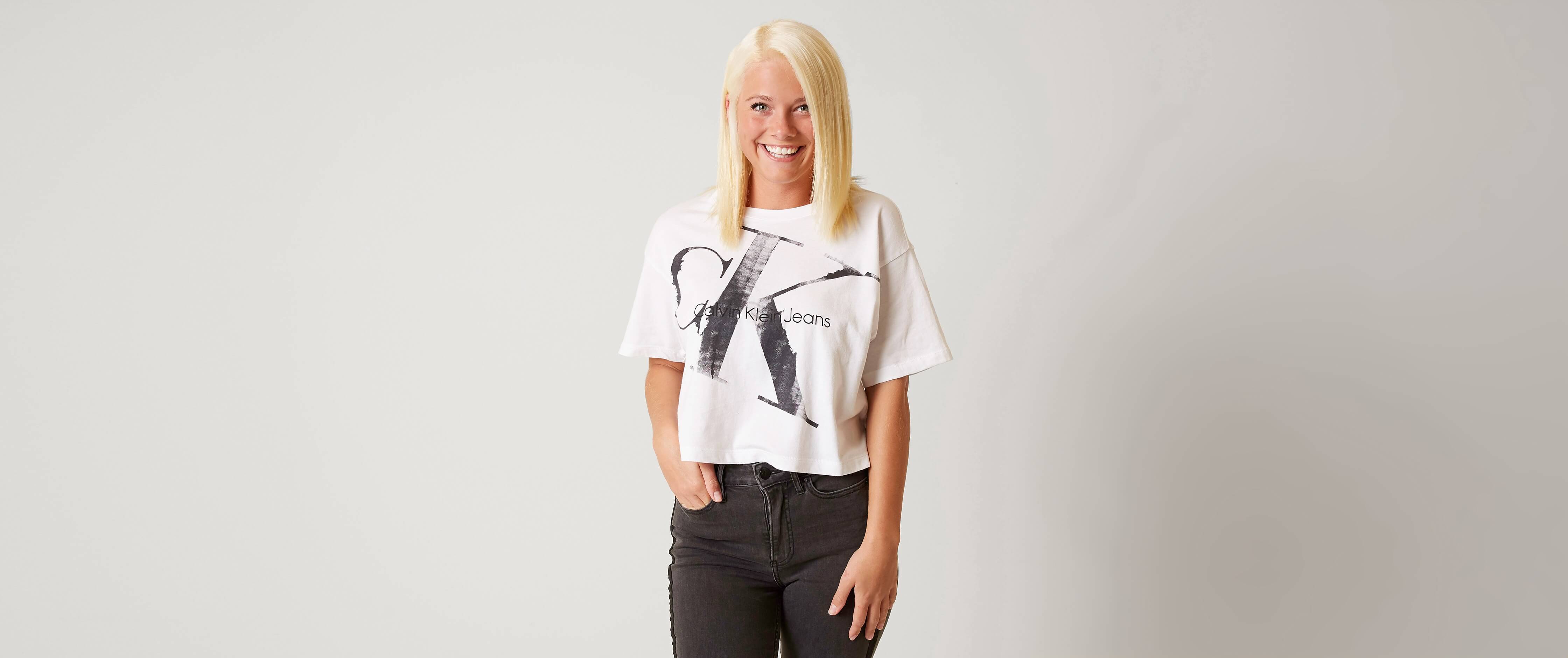 white calvin klein t shirt womens