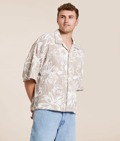 Valor Floral Crinkle Shirt front view