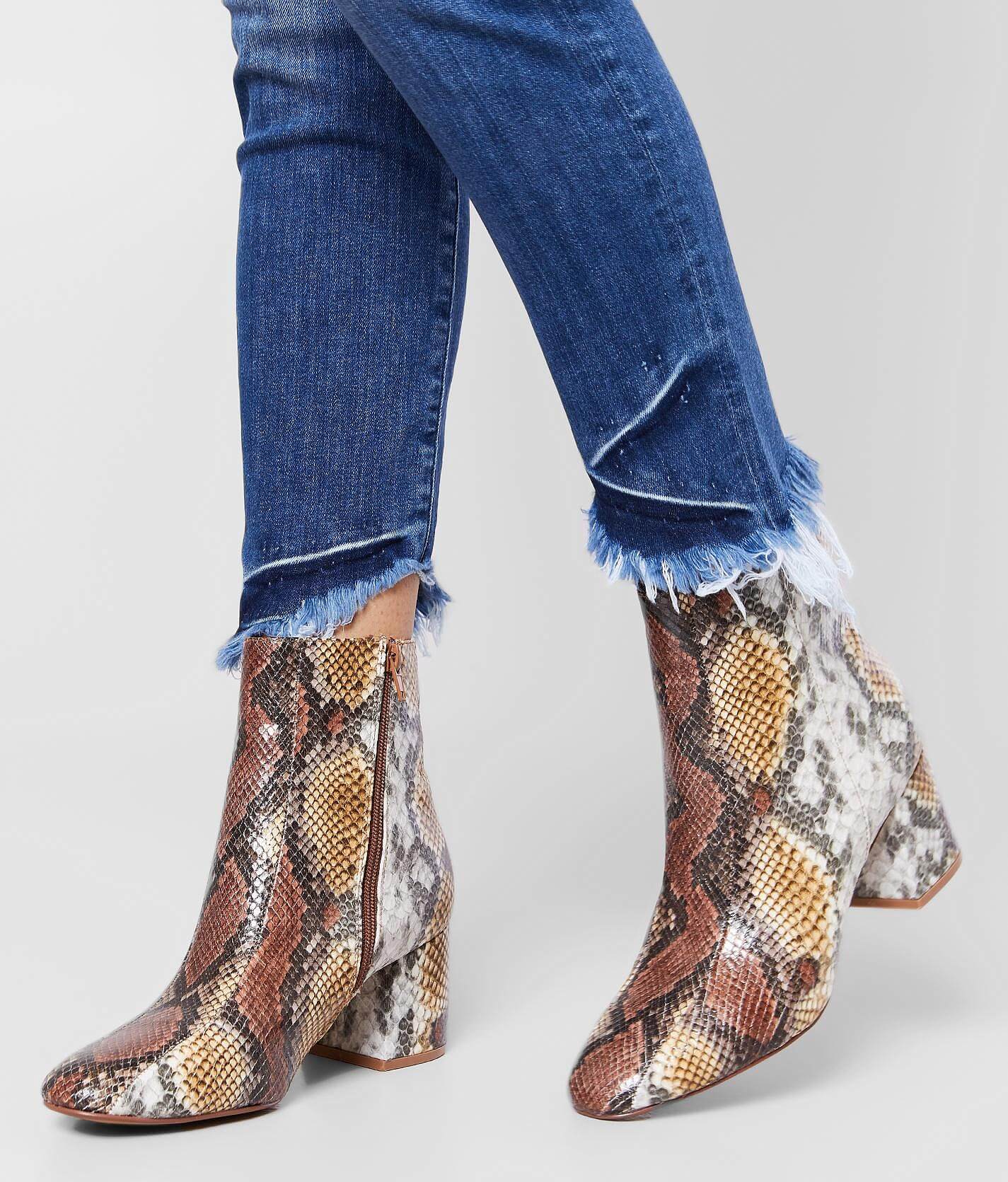 chinese laundry snakeskin boots