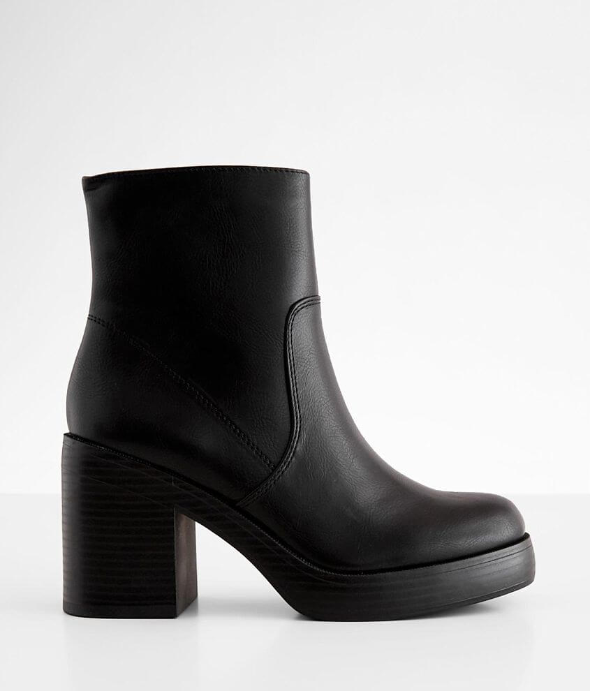 Dirty Laundry Groovy Ankle Boot - Women's Shoes in Black | Buckle