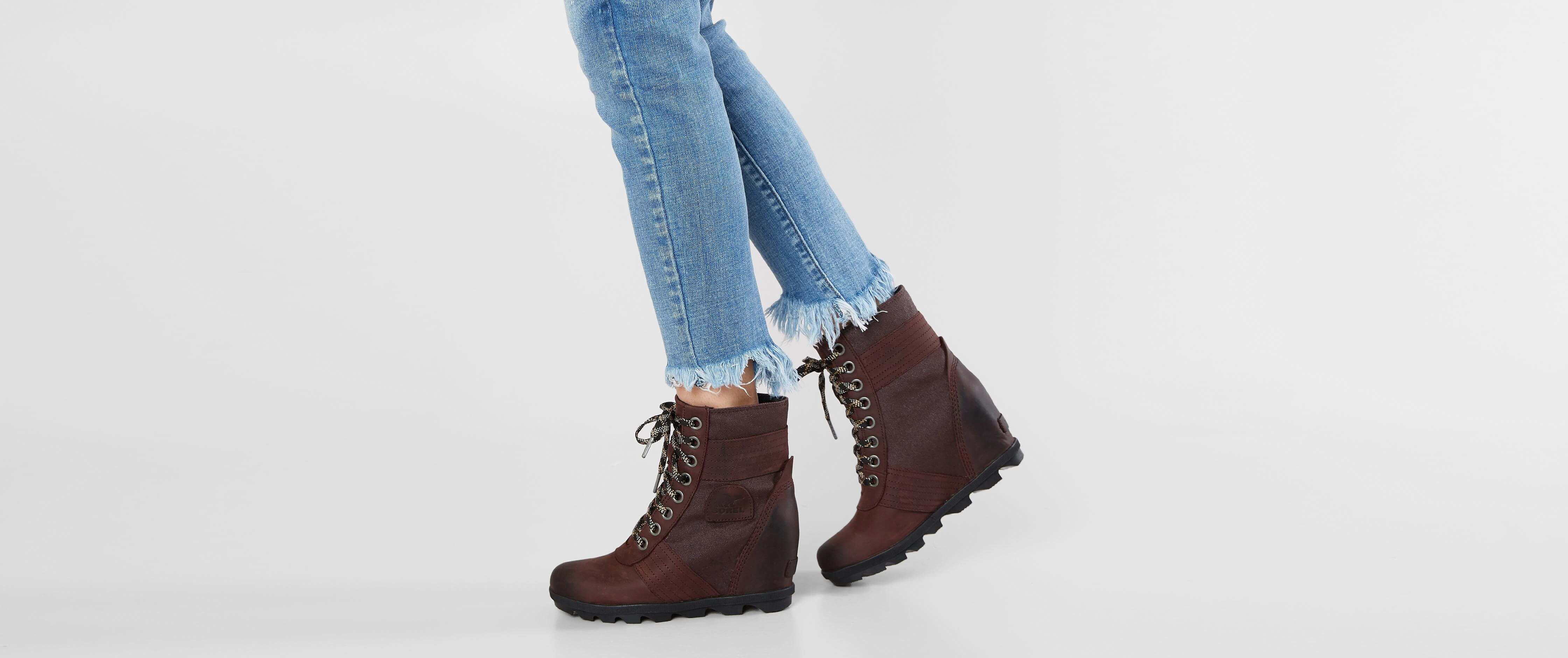 sorel wedge boots