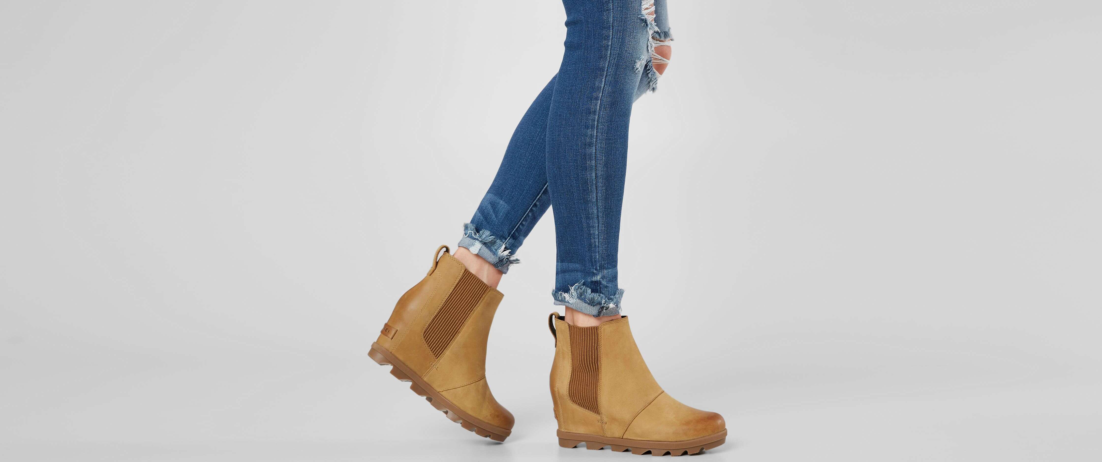 joan of arctic leather wedge boot
