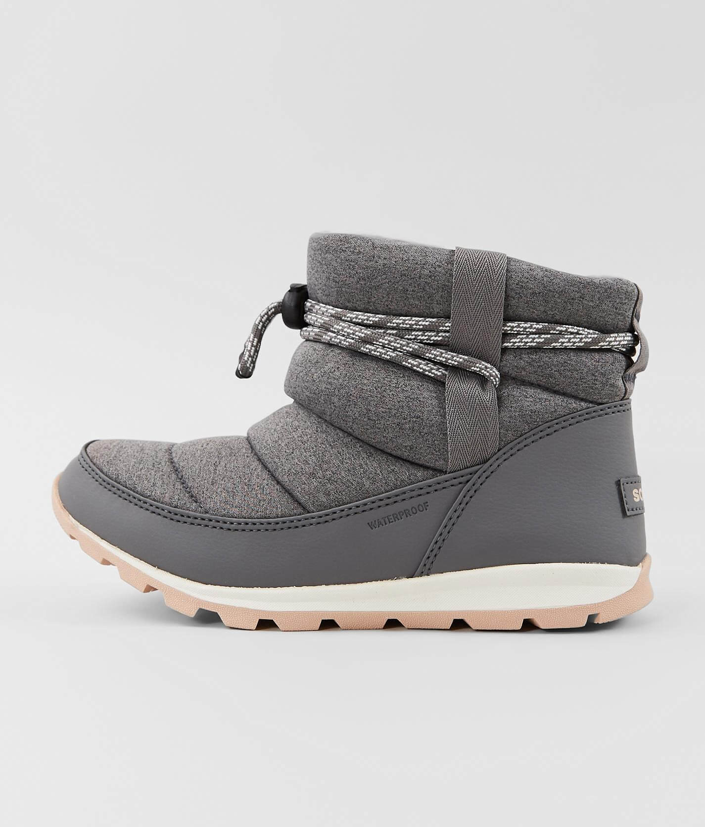 sorel low boots