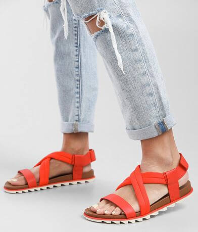 Sorel Roaming&#8482; Decon Leather Sandal misc detail 4 view