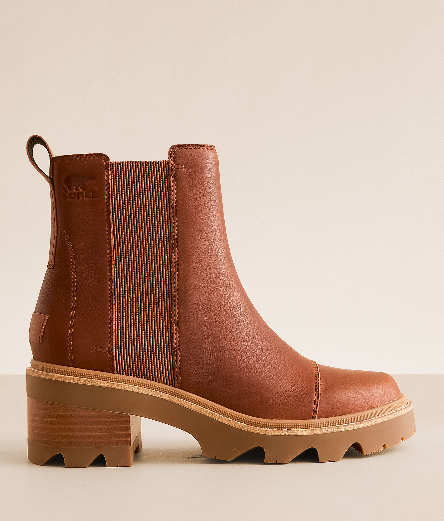 (取寄) ソレル レディース ジョアン ナウ チェルシー SOREL women Joan Now Chelsea Rustic Brown/Gum 2 Sorel Joan Now Leather Chelsea Boot - Women's Shoes in Rustic