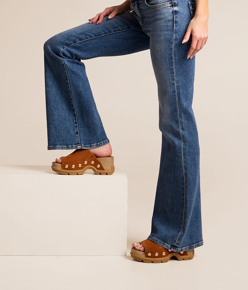 Roam'n Leather Sandal