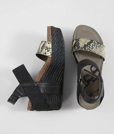 OTBT Bushnell Leather Wedge Sandal MISC_DETAIL_2
