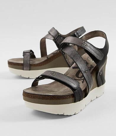 OTBT Wavey Leather Wedge Sandal MISC_DETAIL_1