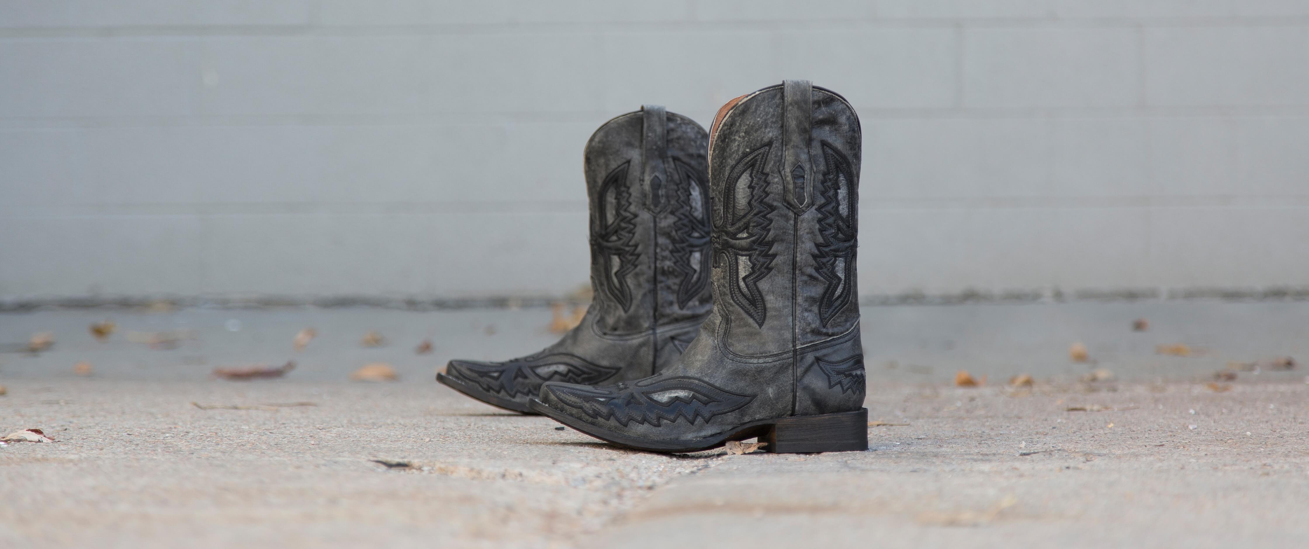 mens corral cowboy boots