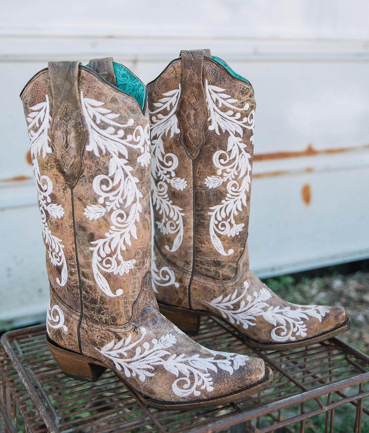 cowgirl boots with white embroidery