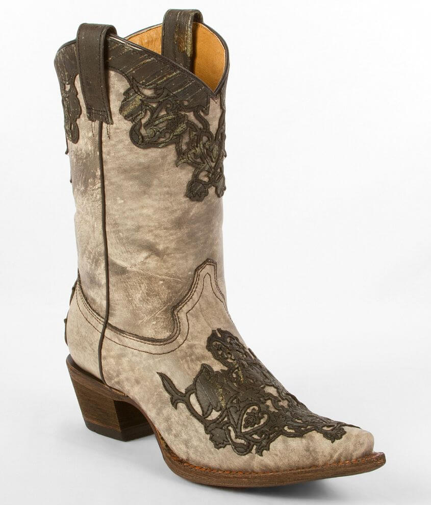 Corral Del Rio Cowboy Boot front view