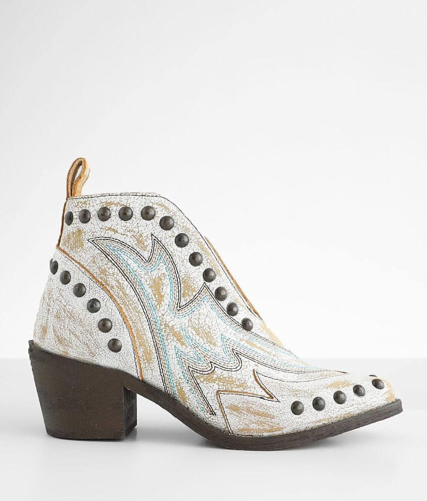 circle g by corral boots