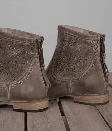 Indie Spirit Designs Indie Spirit by Corral  Char Boot misc detail 1 view