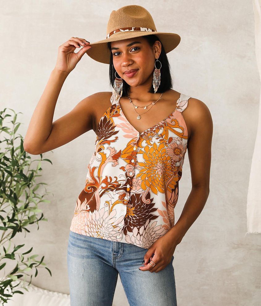 Willow &#38; Root Textured Floral Tank Top front view
