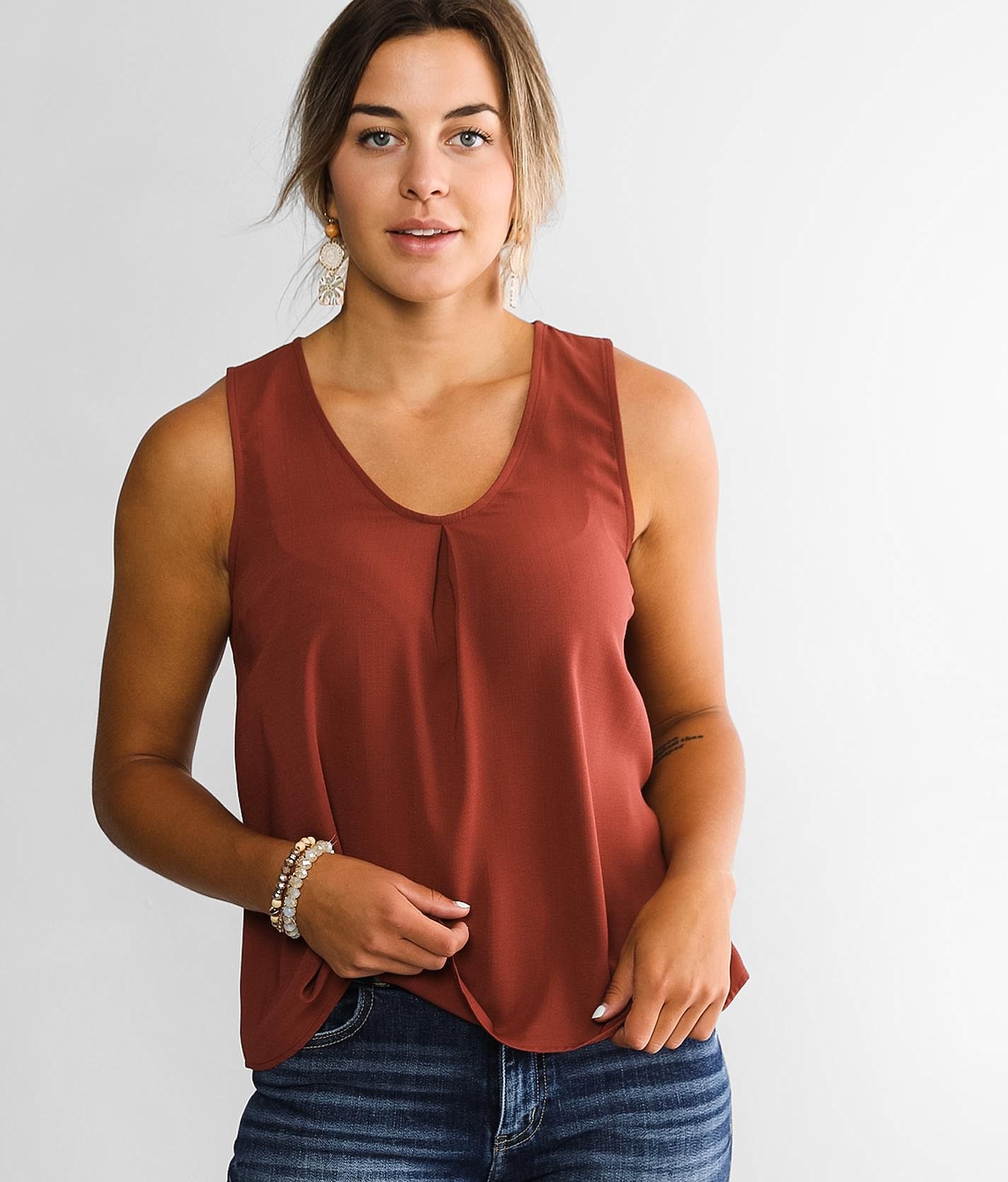 トップス melt the lady tie neck ribbon sleeveless Daytrip Pleated Tank Top - Women's Tank Tops in Spiced Apple