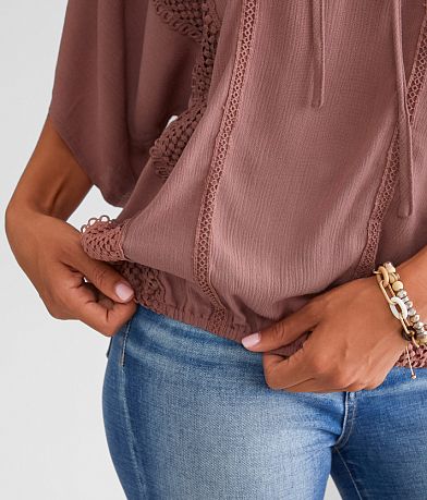 Daytrip Crochet Dolman Top MISC_DETAIL_2
