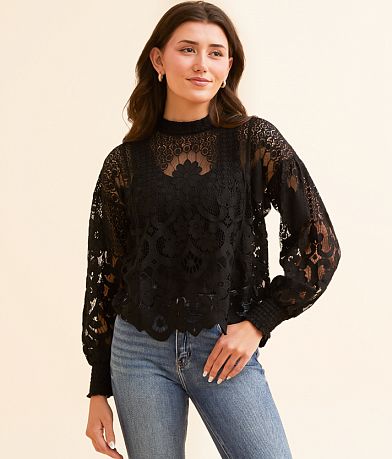 Daytrip Floral Lace Top front view