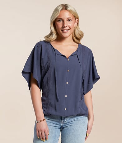 Daytrip Crinkle Front Tie Top front view