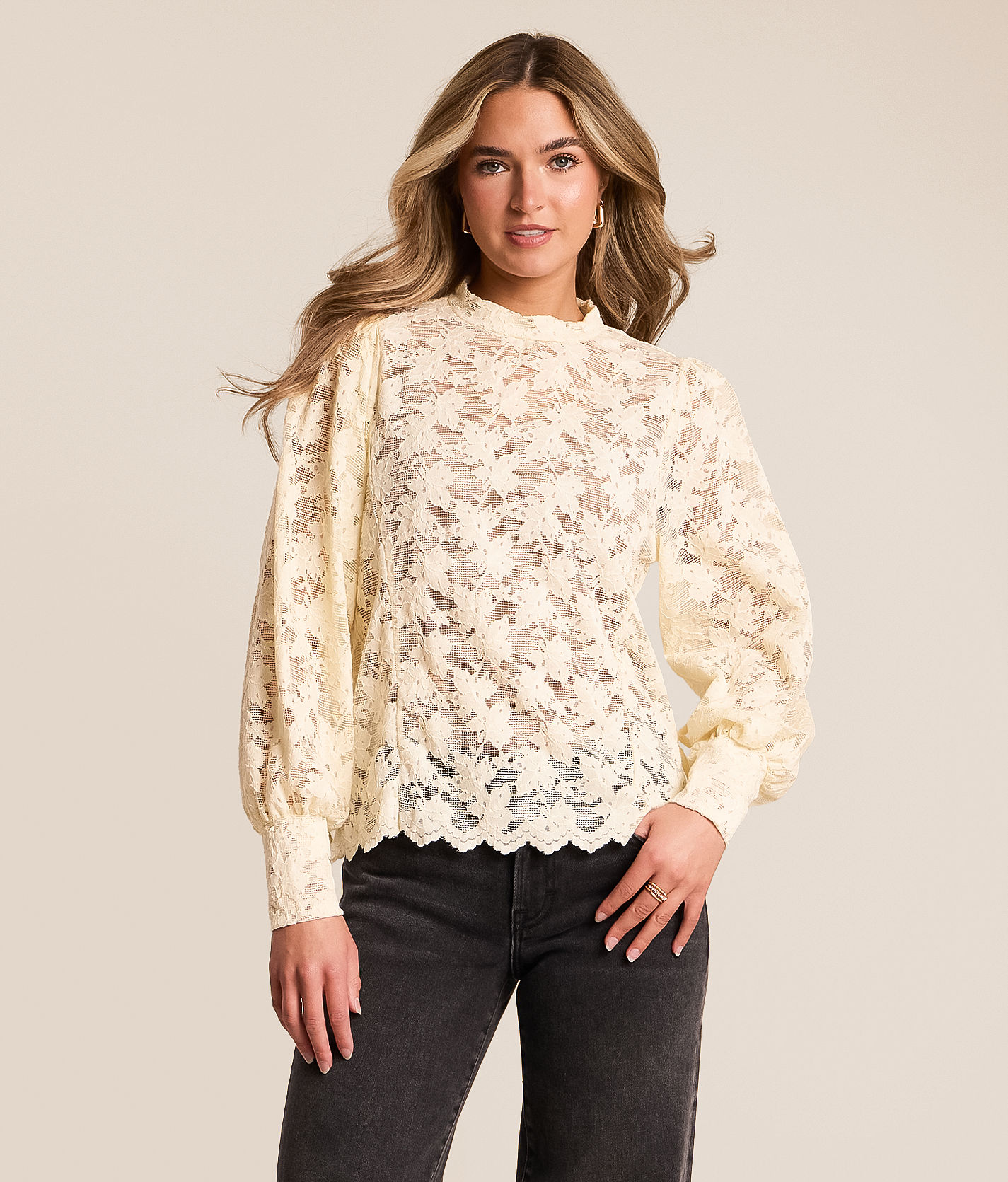 sidelace piony tops　yilon Daytrip Side Tie Lace Top - Women's Shirts & Blouses in Cream | Buckle