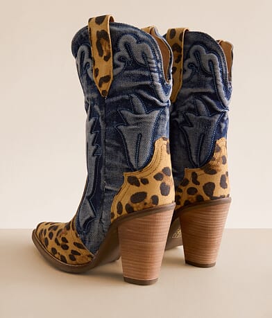 Dingo Tipsy Leather Western Boot misc detail 2 view