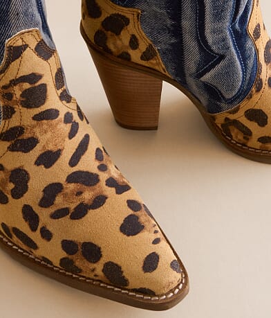 Dingo Tipsy Leather Western Boot misc detail 4 view