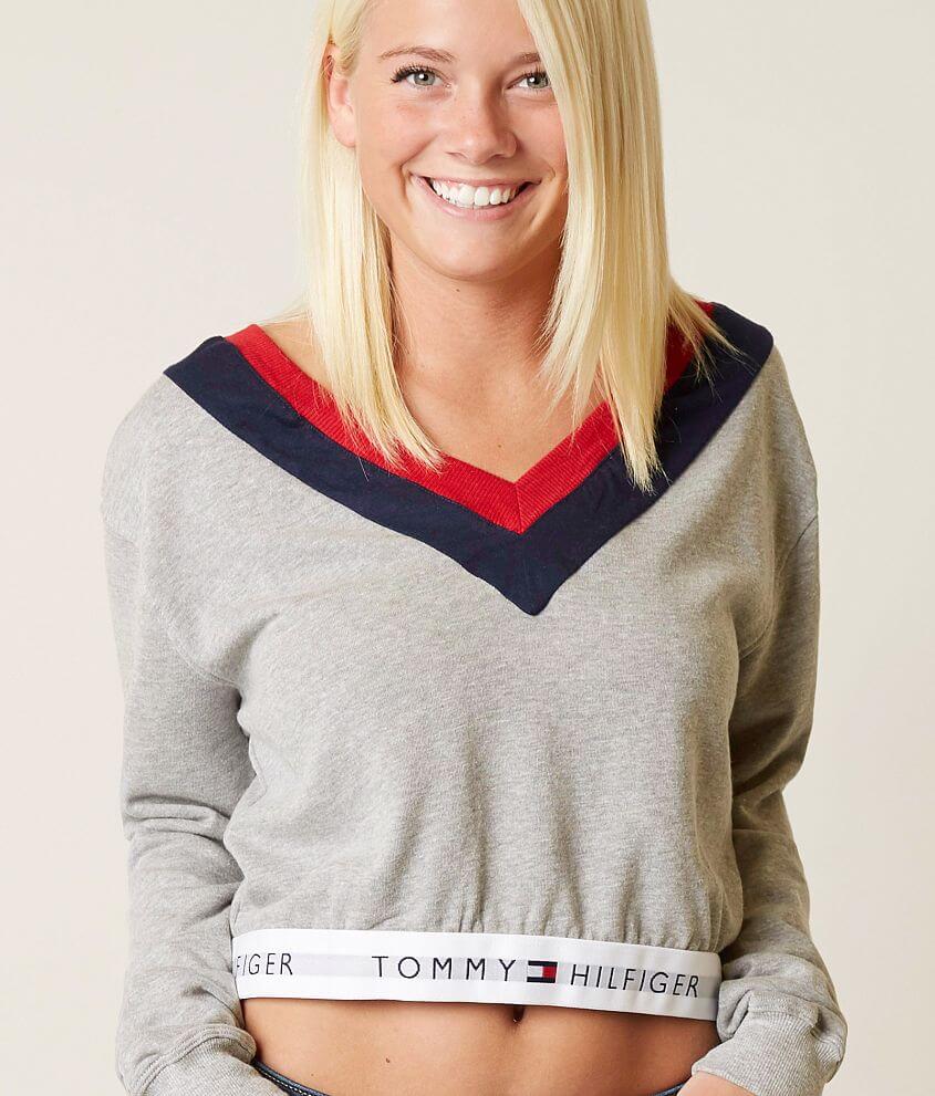 Fantastisk Opførsel ekstremister Tommy Hilfiger Cropped Sweatshirt - Women's Sweatshirts in Heather Grey |  Buckle