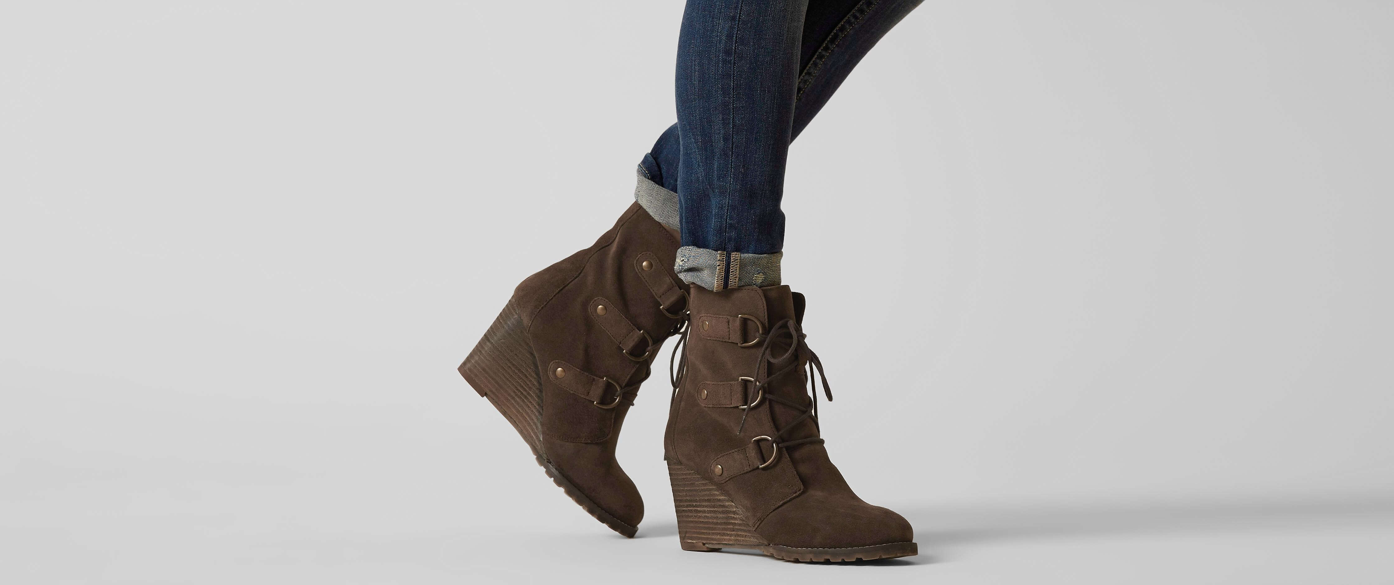 diba true wedge bootie