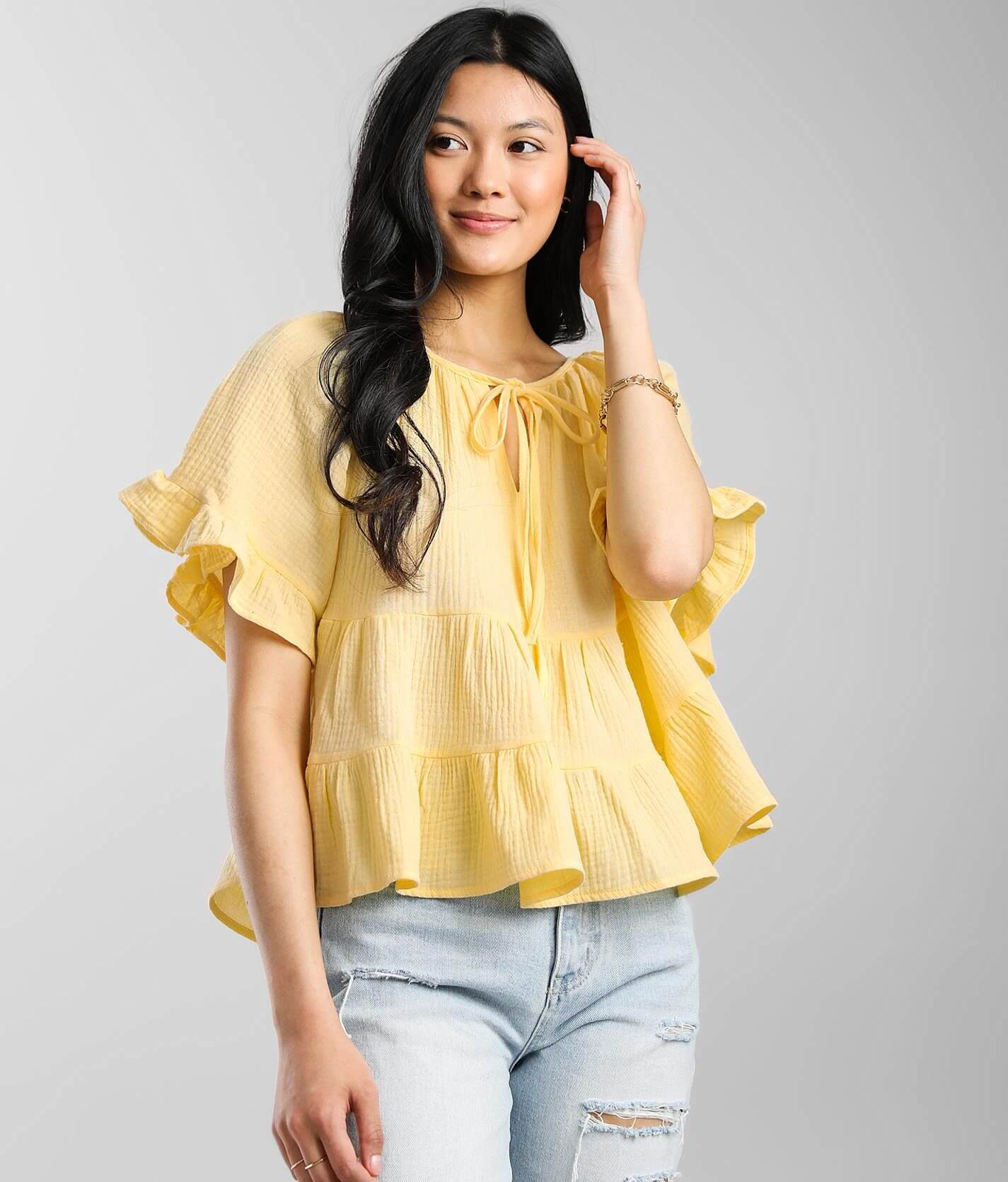 Hella volume ruffle tops Floral Top with Ruffles - Helé Clothing