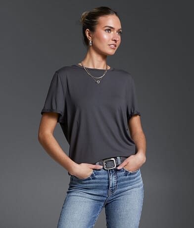Buckle Black Callie T-Shirt front view