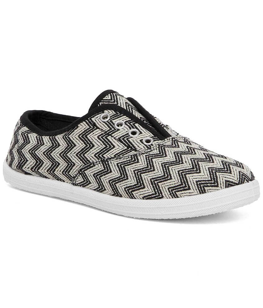 Twisted Chevron Shoe front view