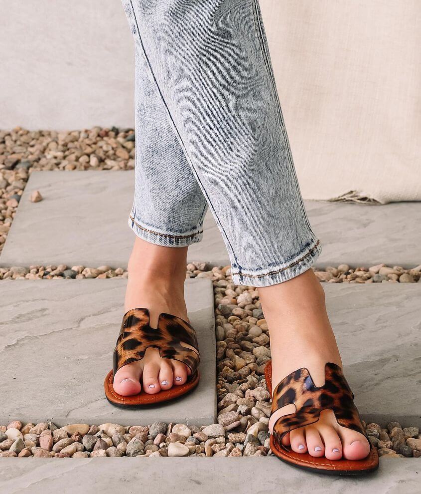 Qupid cheap athena sandals