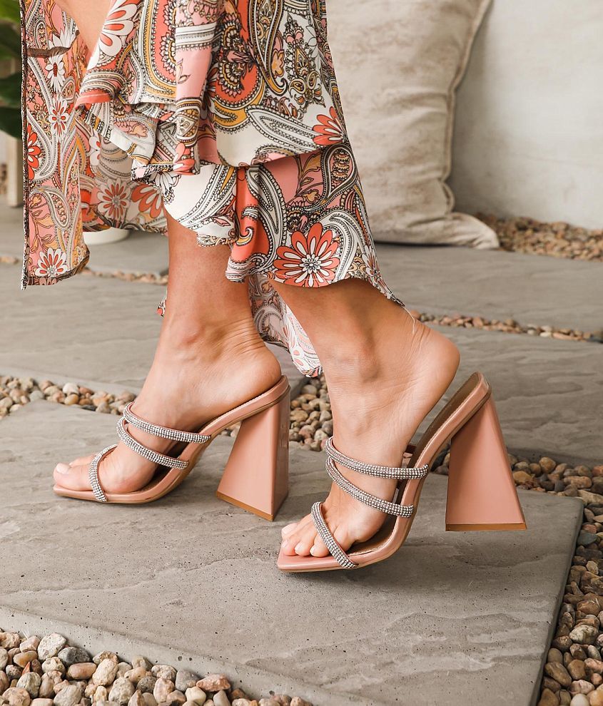 Blush hot sale clear heels