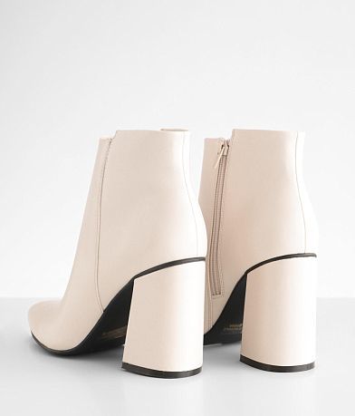 Qupid Maelie Ankle Boot MISC_DETAIL_3