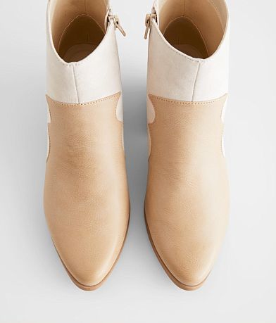 Qupid Montana Ankle Boot MISC_DETAIL_3